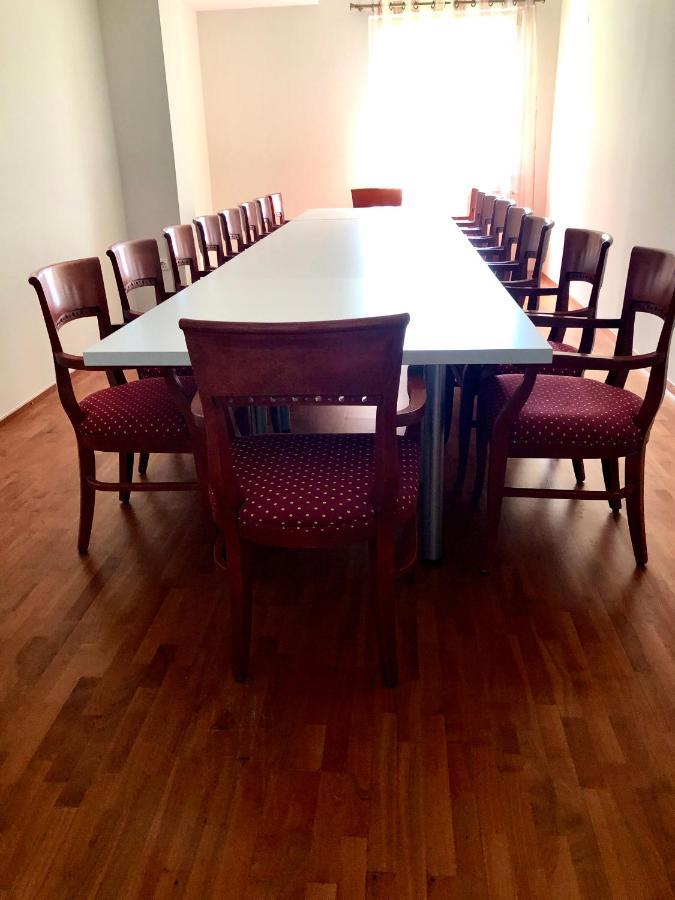 Hotel Medno Luaran gambar