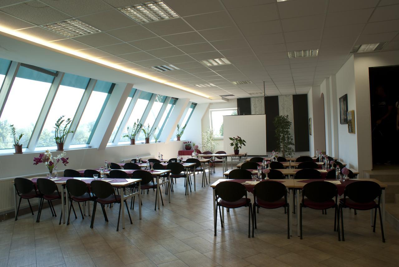 Hotel Medno Luaran gambar